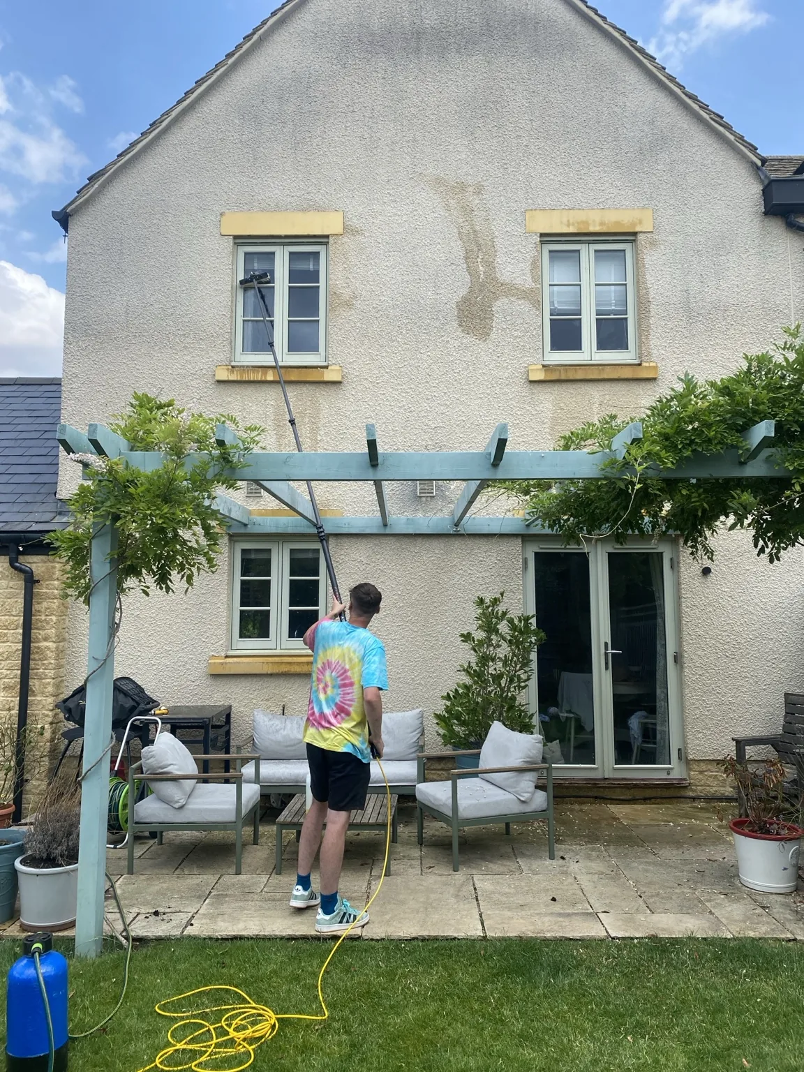 Completed exterior cleaning project 13
