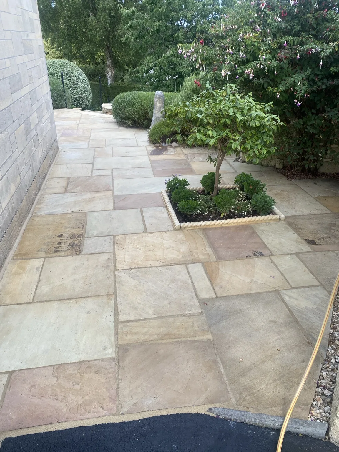 Completed exterior cleaning project 11