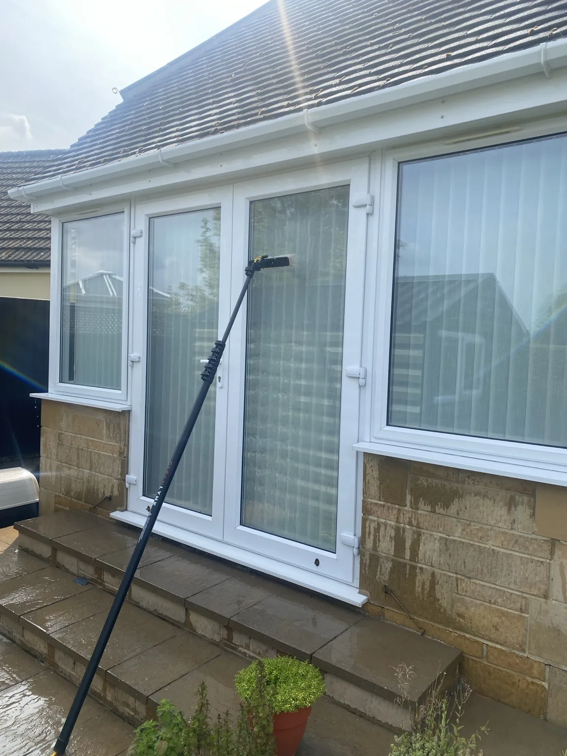 Completed exterior cleaning project 33